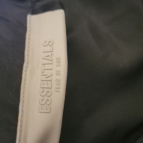 Essentials Fear of God Coaches Jacket in Iron Black XS - Picture 5 of 8